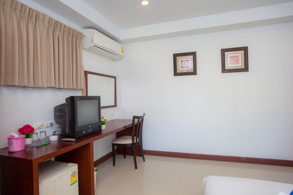 Nouveau Guesthouse Patong Eksteriør billede